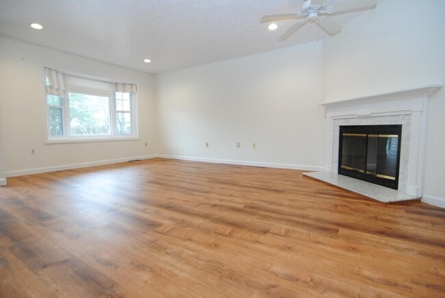 Photo - 5 Cadogan Way