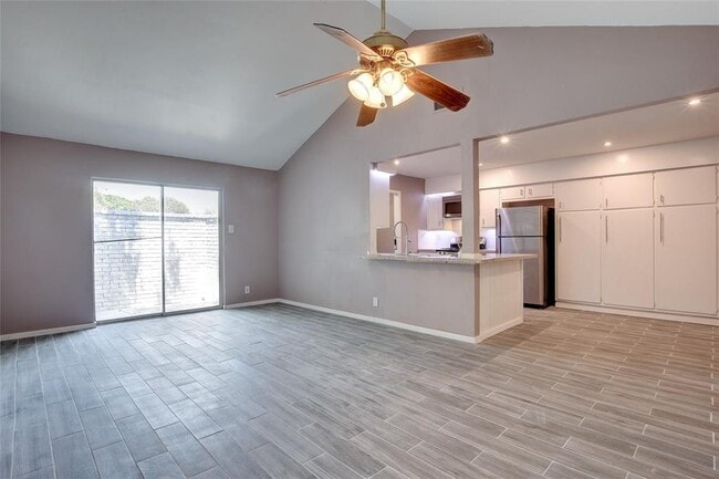Photo - 1301 Thornridge Rd Townhome