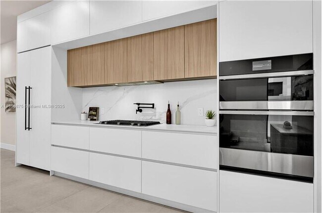 Photo - 921 NE 17th Terrace Condo