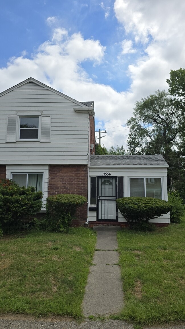 Building Photo - 17566 Snowden St Rental