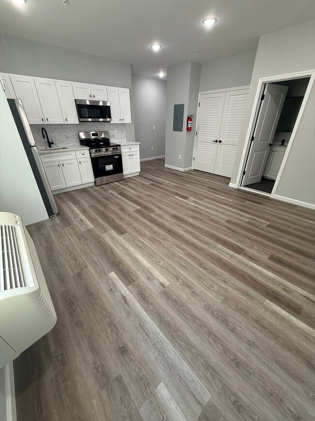 Photo - 22 Seeley St Unit 202