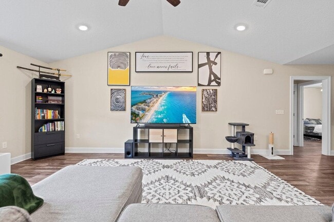 Photo - 2784 Keats Dr