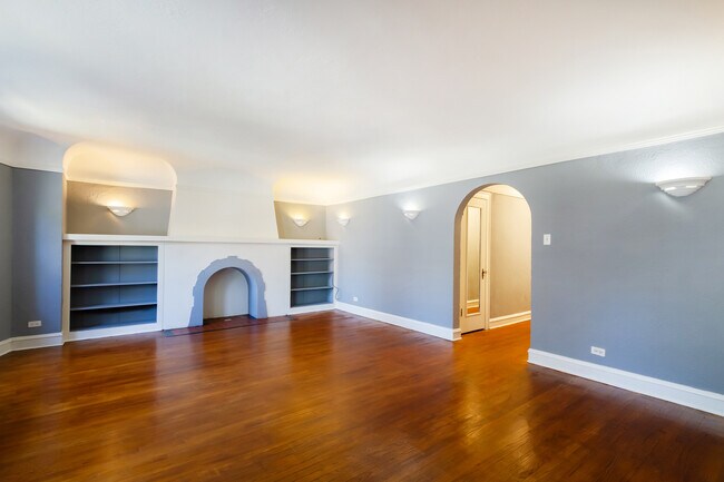 Photo - 1133 E 81st Pl Unidad 2