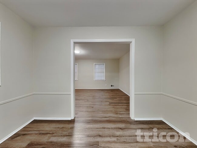 Photo - 2010 Flintwood Dr