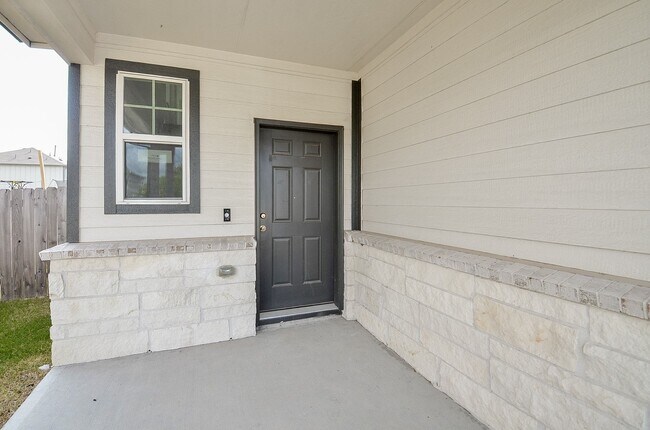 Photo - 25812 Hedgerow Dr
