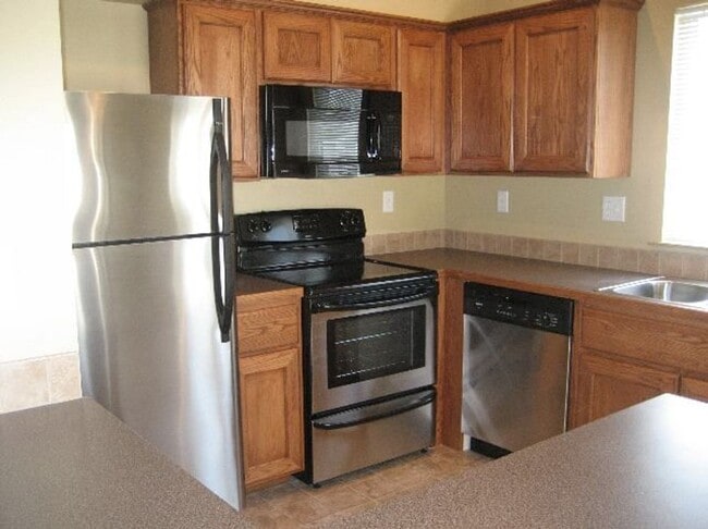 3041 W Acarrera Ln Unit 23