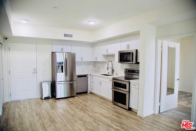 Photo - 12655 Bluff Creek Dr Unit 209