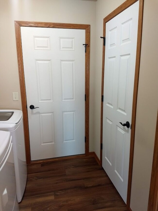 Photo - 3 bedroom, 2 1/2 bath Townhouse