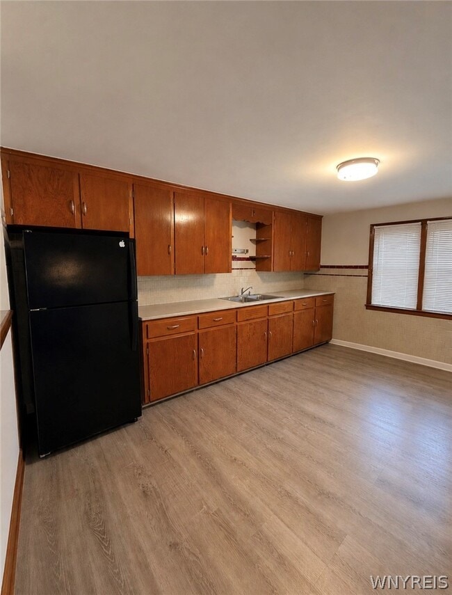 Photo - 207 Spaulding St