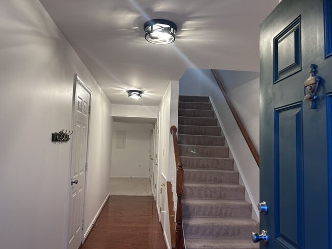 Photo - 1057 Lake Pelham Dr