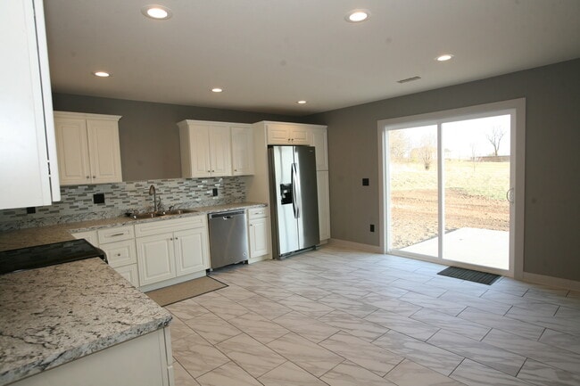 Photo - 2 bed 1 bath Duplex-Savannah Schools!