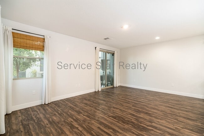 Photo - 7531 E Billings St