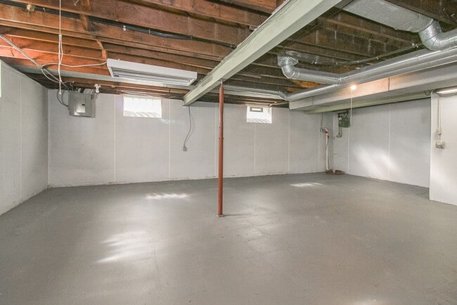 Photo - 3 bedroom Spacious Cape Cod!