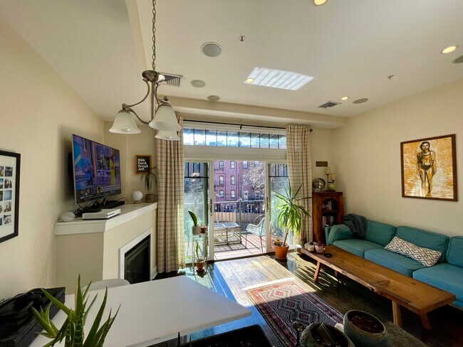 Photo - 410 Columbus Ave Unidad 2