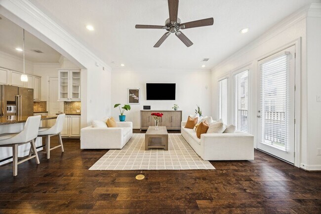 Photo - 12247 Oxford Cres Cir