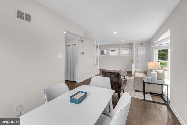 Photo - 6604 Cavalier Dr