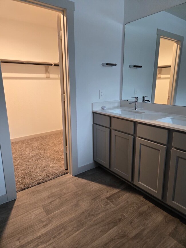 Photo - 7106 Marina Hts Wy