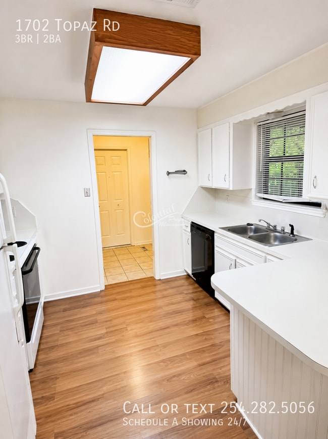Photo - 1702 Topaz Rd