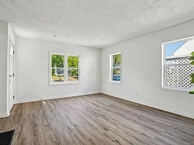 Photo - 2012 Marston Rd