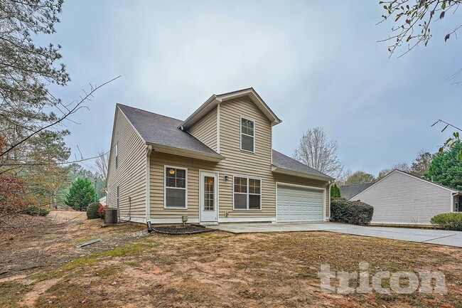 Photo - 3790 Village Main St