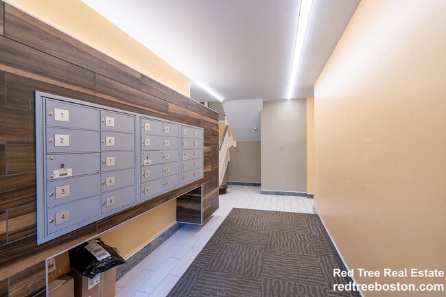 Photo - 35 Park Dr Unit 4