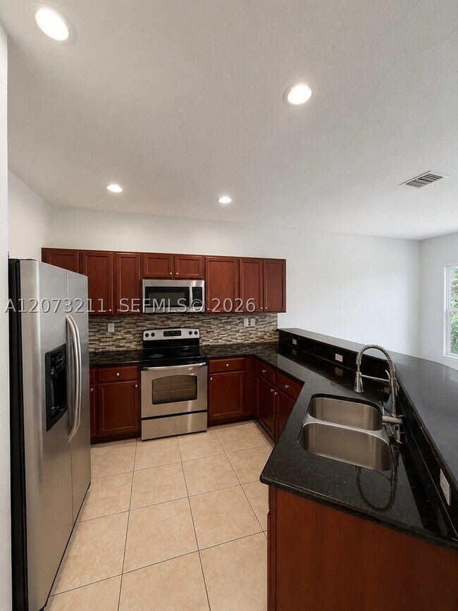 Photo - 14701 SW 22nd Terrace