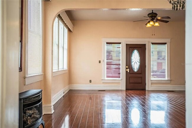 Photo - 1919 W North a St