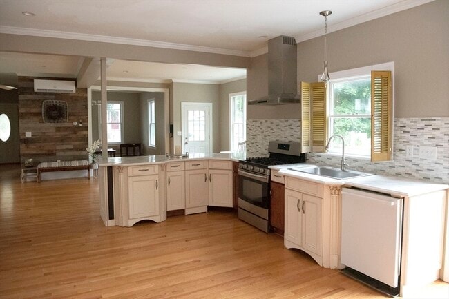 Photo - 134 Methuen St