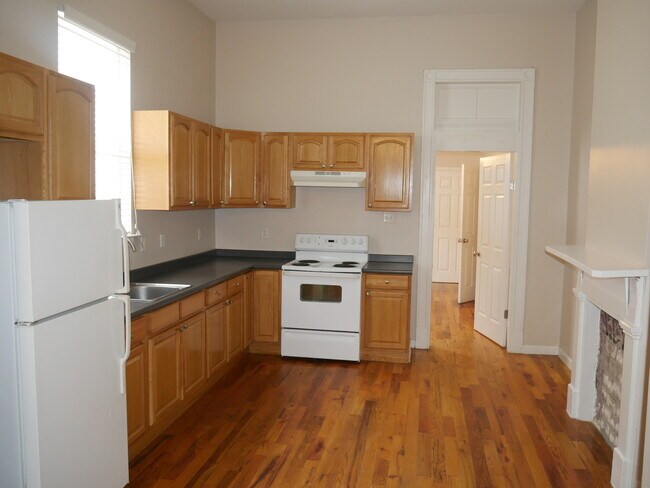 Photo - 1677 N Broad St Unit 1677