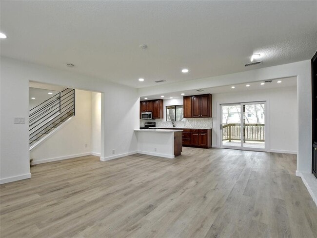 Building Photo - 307 Copperleaf Rd