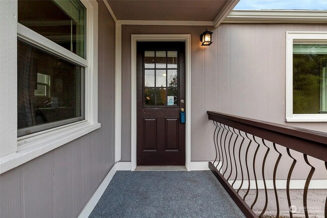 Photo - 916 Hull Ave