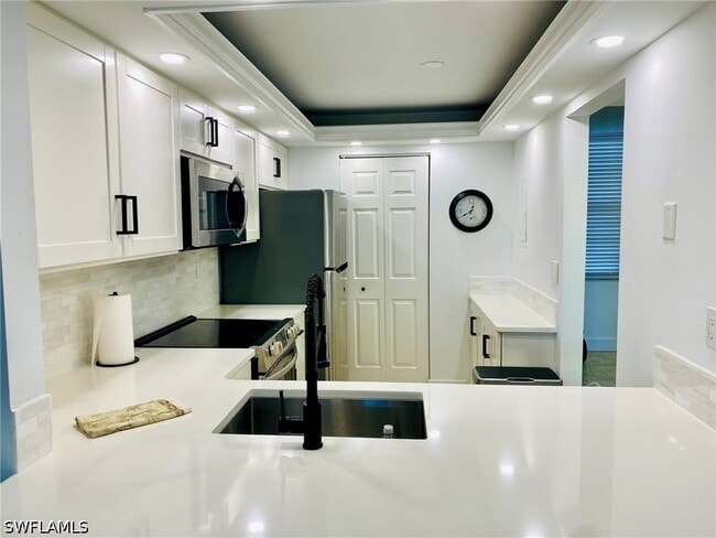 Photo - 601 Seaview Ct Unidad C-208