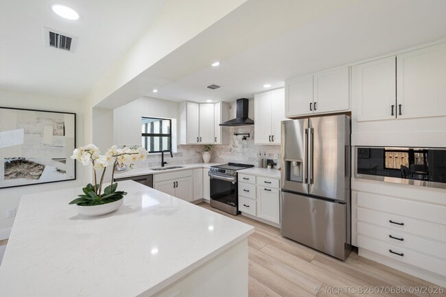 Photo - 8201 NW 67th Ave
