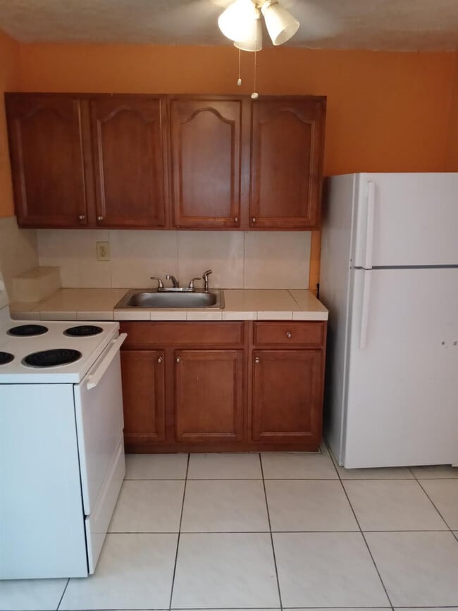 Photo - 701 SW 4th St