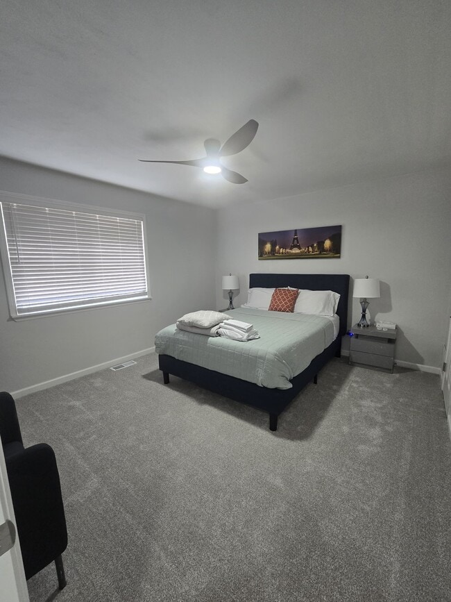 Photo - 9527 18th Bay St