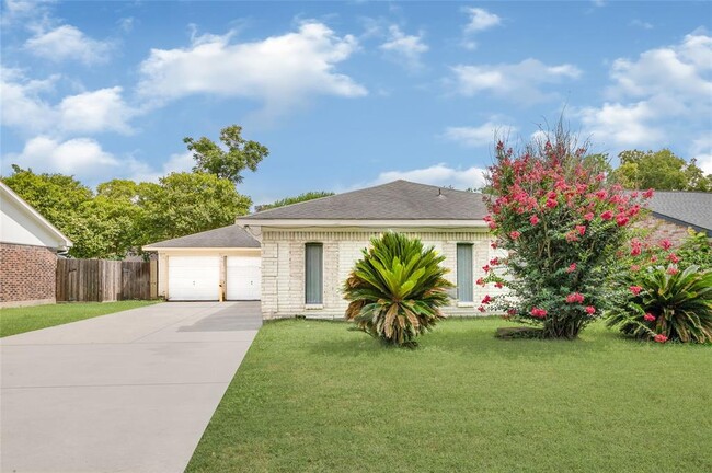 Photo - 12726 Westella Dr Casa