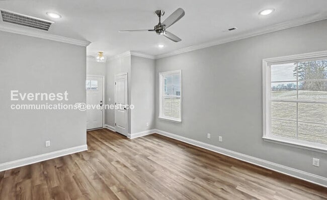 Photo - 4898 Fannon Dr