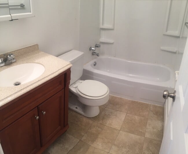 Photo - Elk Crossing Apartments