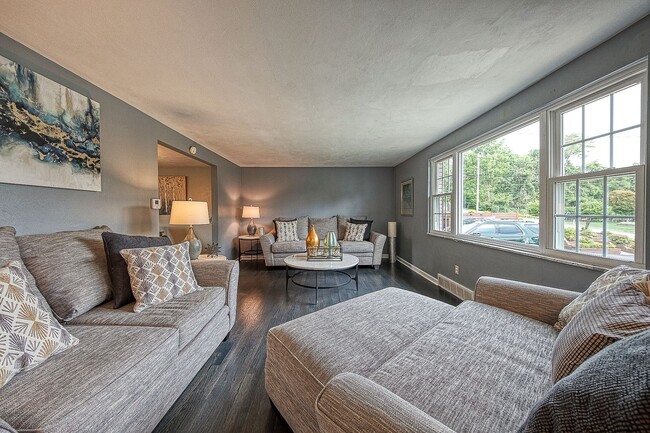 Photo - RENT FOR US OPEN: Walkable to the course..... House