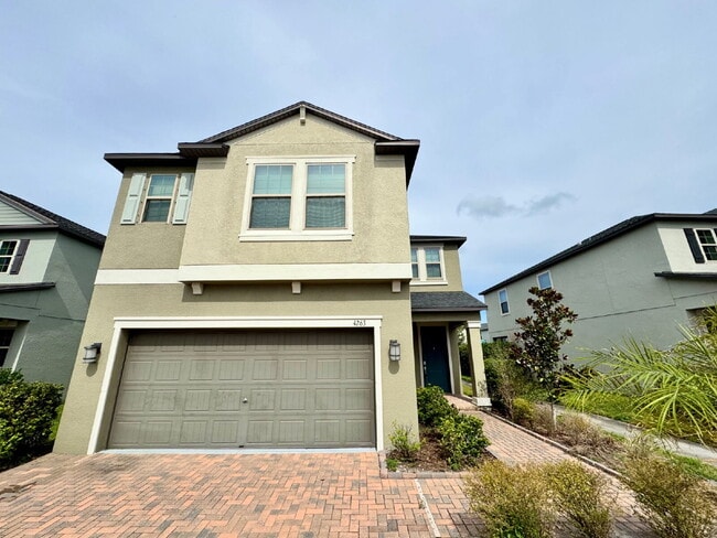 Building Photo - "Spacious 4-Bed Home with Granite Countert...