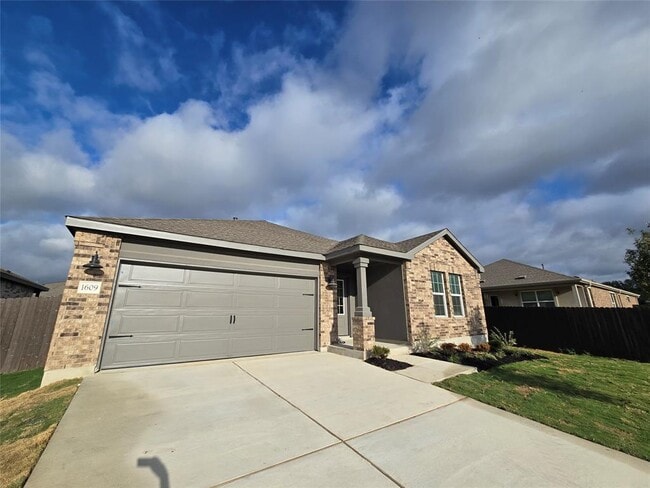 Building Photo - 1609 Boggy Crk Rnch Rd