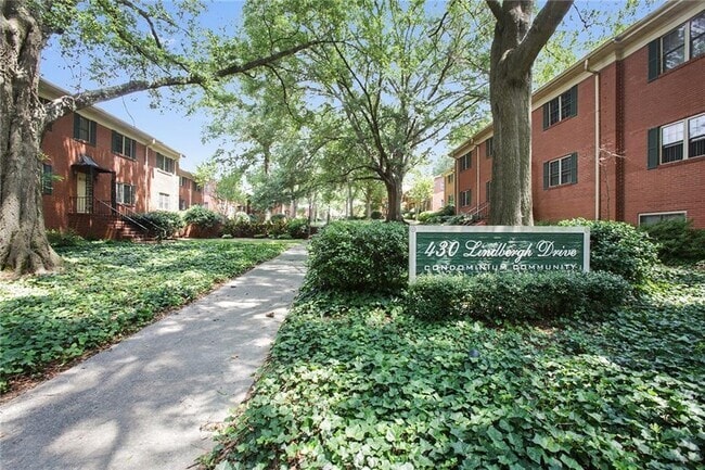 Building Photo - 430 Lindbergh Drive NE Rental