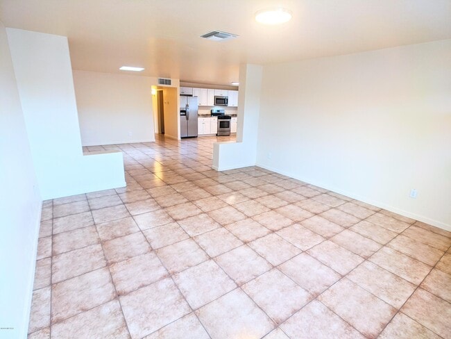 Photo - 1343 W Alameda St
