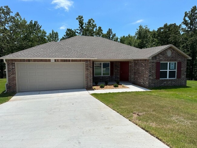 Photo - Pre-Leasing Available — Spacious 4-Bedroom, 2-Bath Home in Benton | Coming Soon!