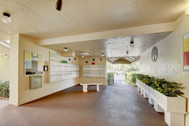 Photo - 3154 Via Poinciana Unit 306