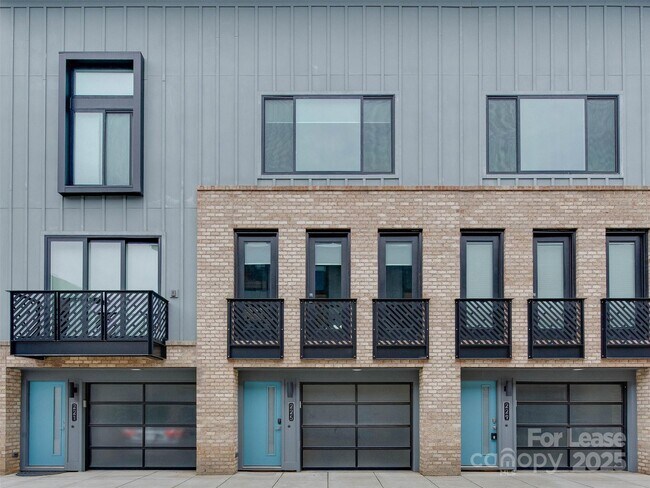 Photo - 225 Domain Way Townhome