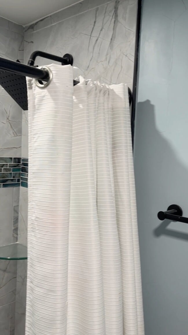 Photo - 4 Hallmark Gdns Unidad 7