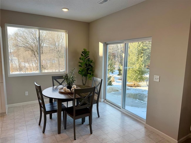 Photo - 14870 Willemite Way NW