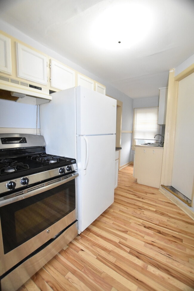 Photo - 457 Talma St Unit 2