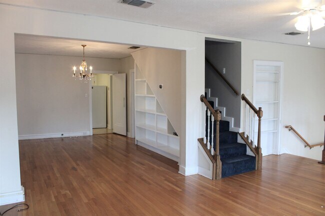 Photo - 311 E Rosewood Ave Unit 101